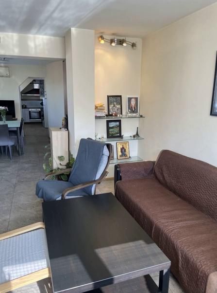 Дава се под наем Четиристаен апартамент в София, Лозенец - 120 кв.м за 1230 € - Снимка #2