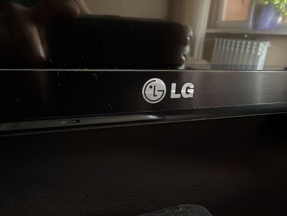смарт телевизор LG