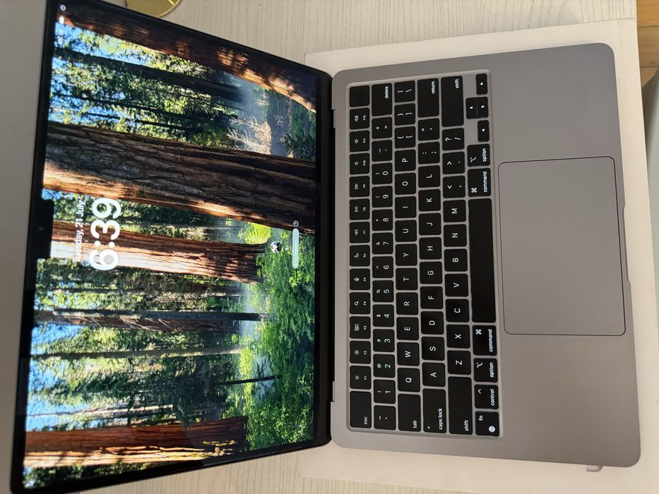 Macbook Air, m3, 2024