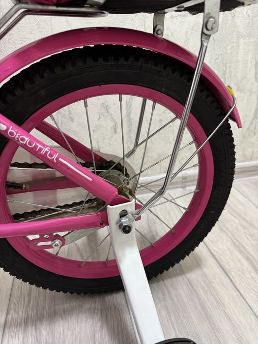 Продается детский велосипед для девочек 5-8лет