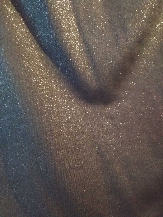 Официална блуза с дълбоко деколте