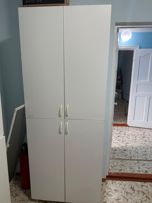 Продаём шкафы срочно