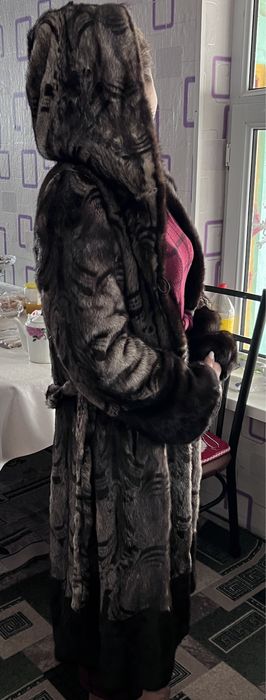 Норковая шуба , размер 46 , срочно