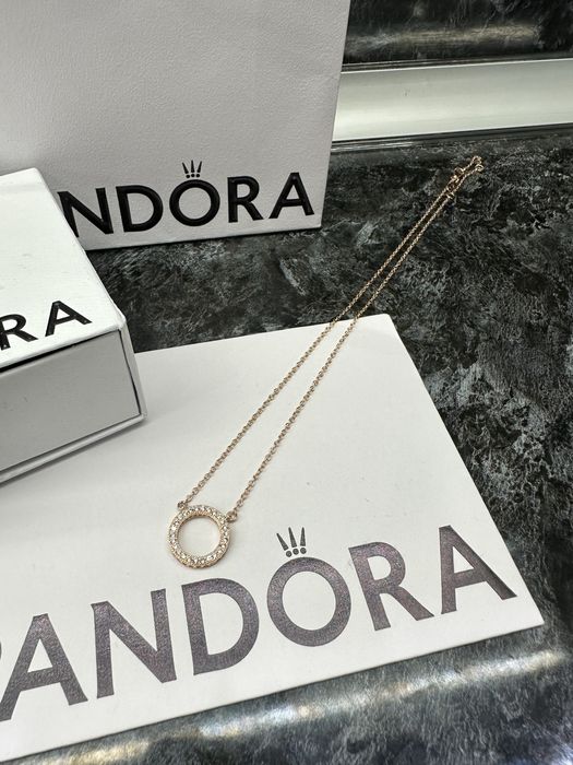 Колие Пандора