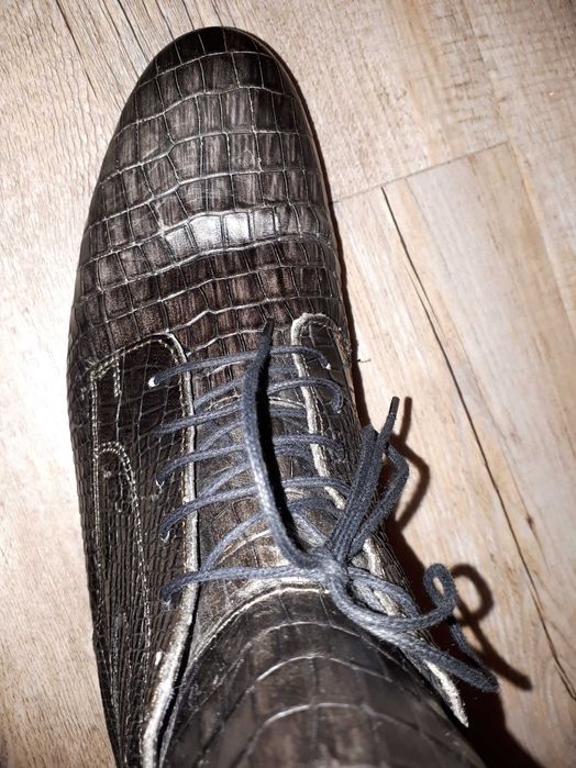 Продавам дамски боти изгодно