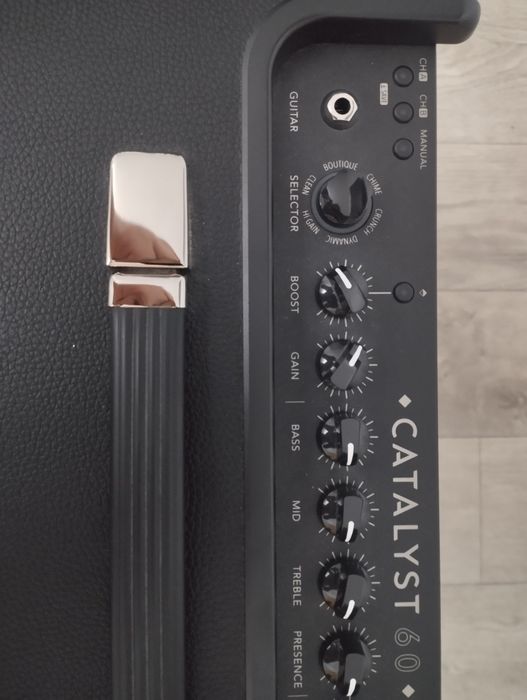 Продам комбоусилитель line 6 catalyst 60