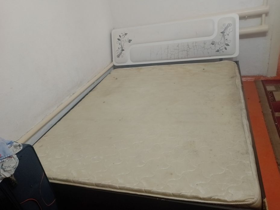 Продается кровать двух спалка