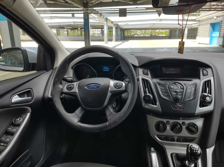 FORD Focus 2011 — imagine 3