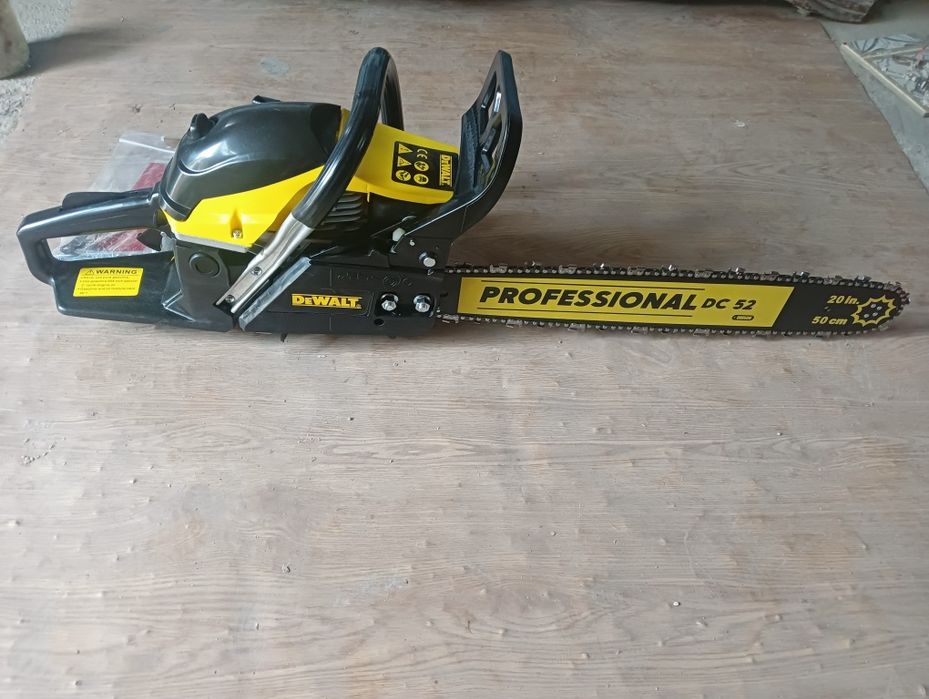 Продам бензопилу