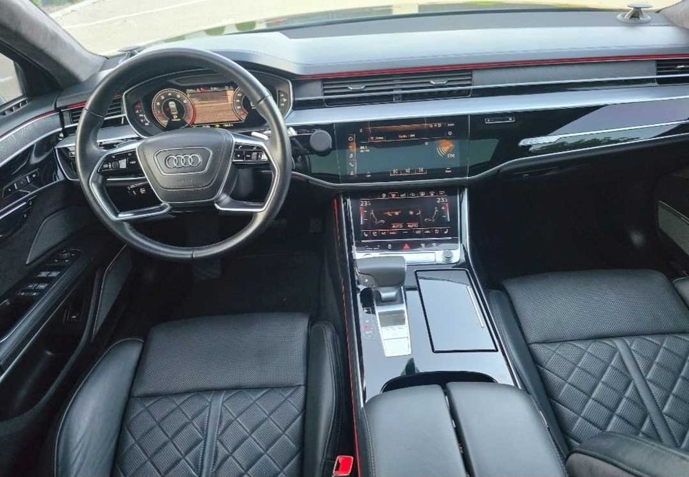 Audi A8 L 55 tfsi 2019