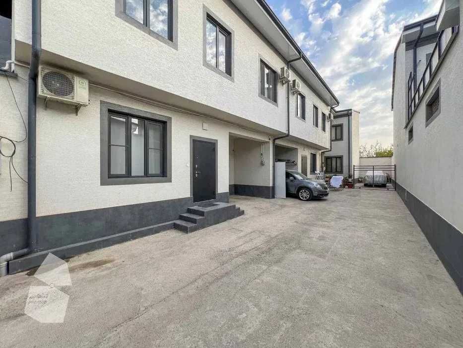 Сдаётся коттедж 3 сотки в Мирабадском районе / id888 /