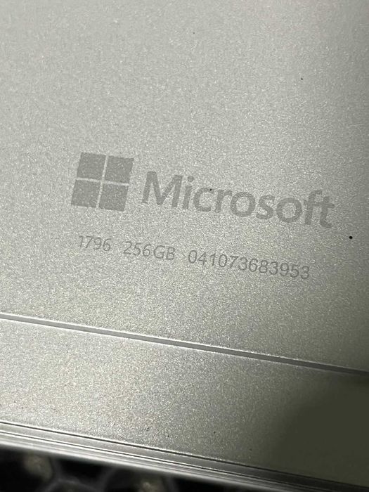 Microsoft Surface pro 5 шт. РАБОЧИЕ, на разбор или восстановление