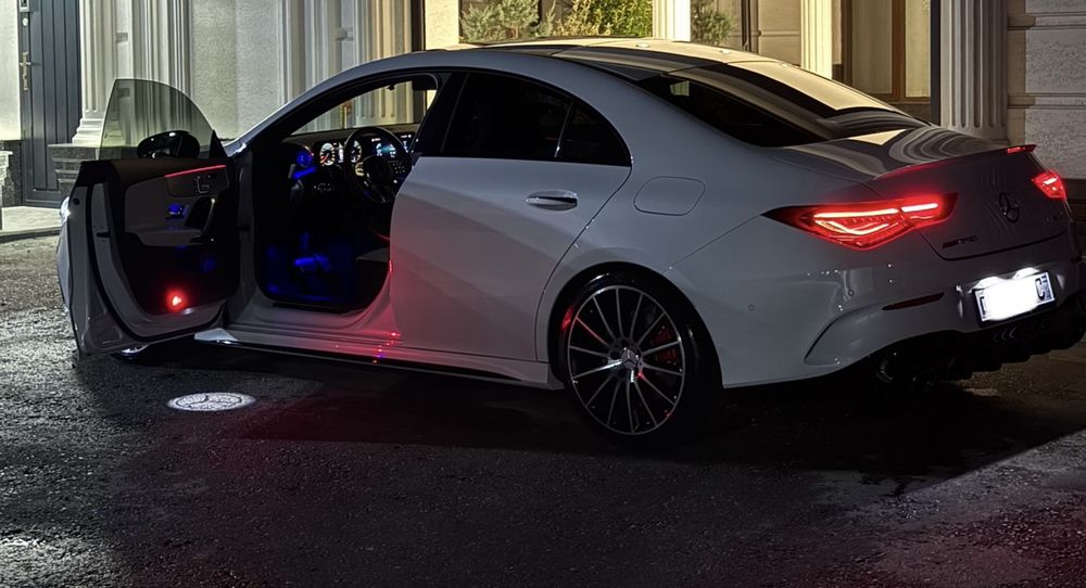 Mercedes-Benz AMG CLA 350