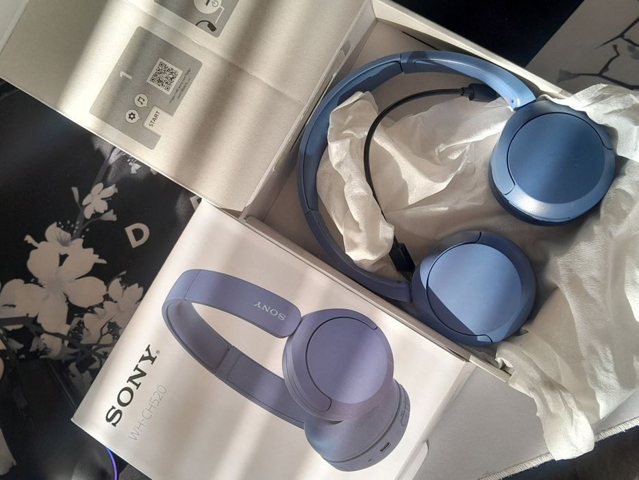 Продам наушники SONY WH-CH520