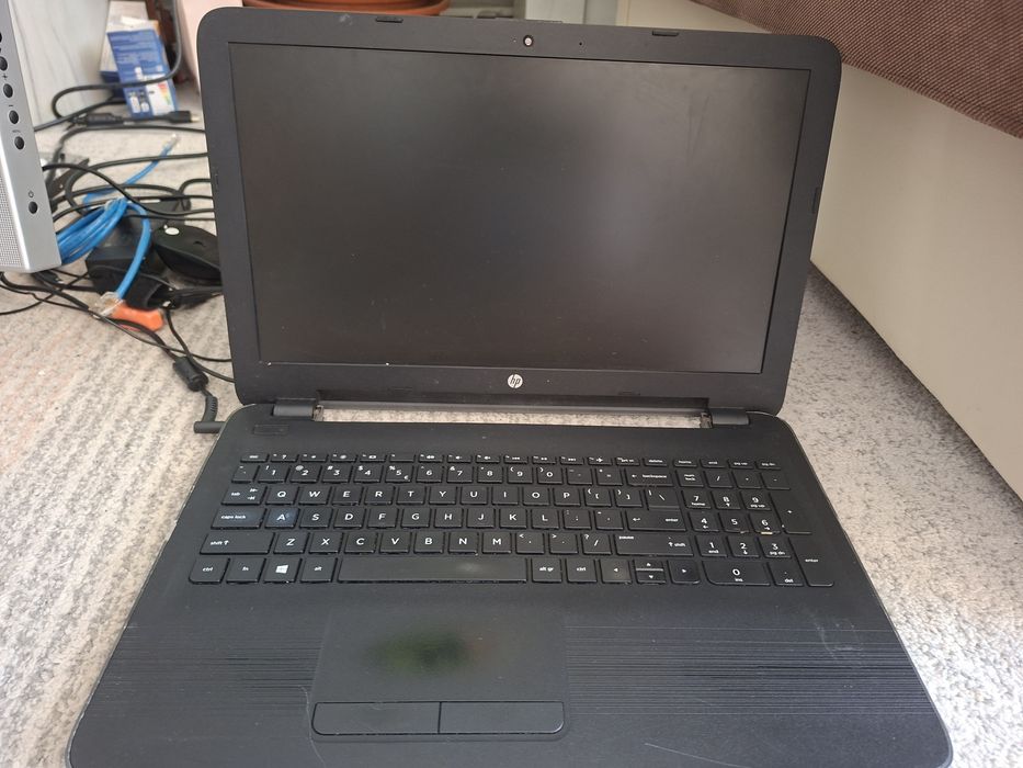 Vând laptop HP 250 G5