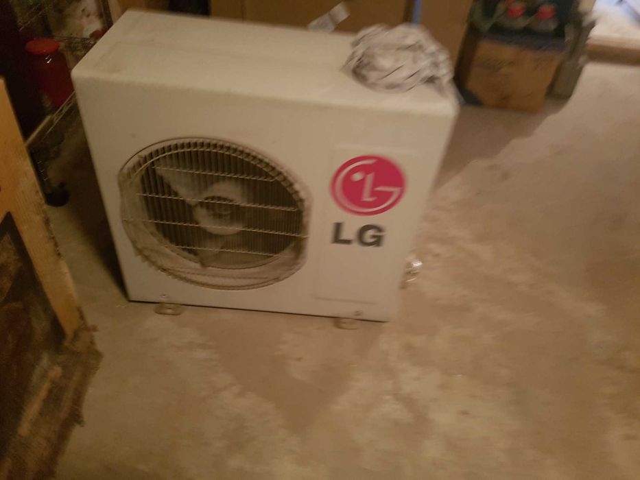 Кондиционер LG  G12LH.