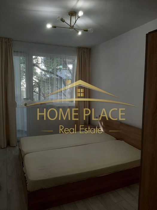 Дава се под наем Тристаен апартамент в Варна, Център - 65 кв.м за 816 € - Снимка #2