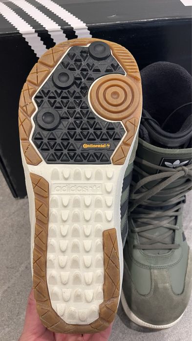 Ботинки для сноуборда Adidas