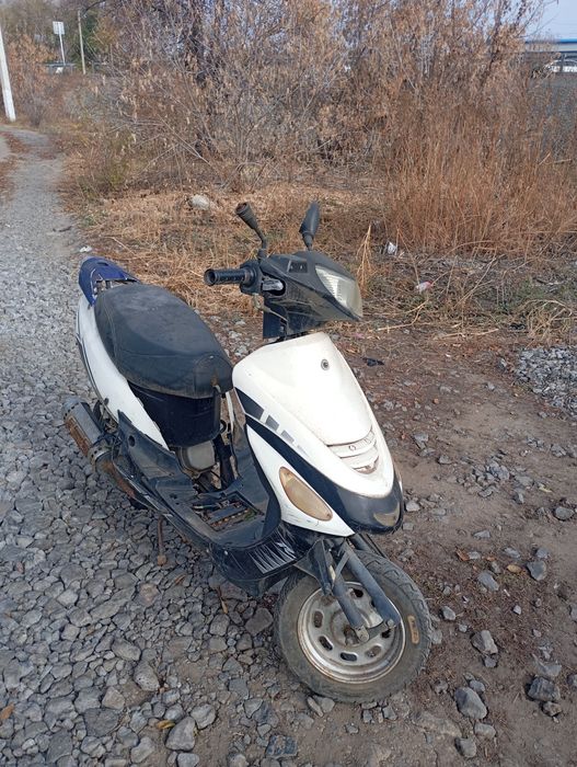 продам скутер Рейсер