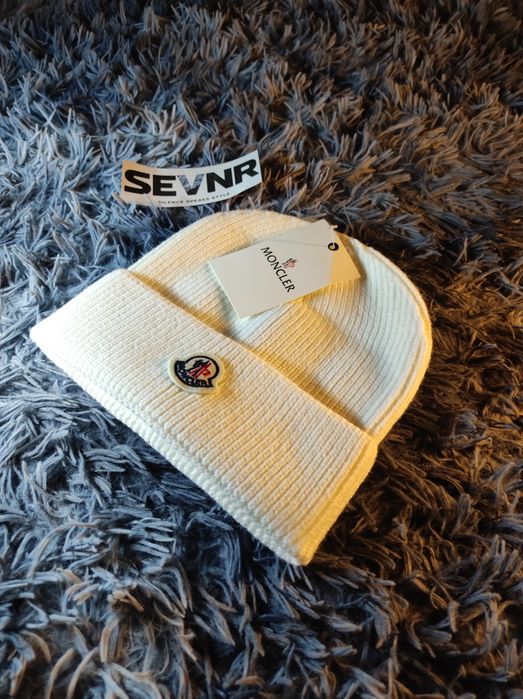 Шапки Moncler, Cortiez