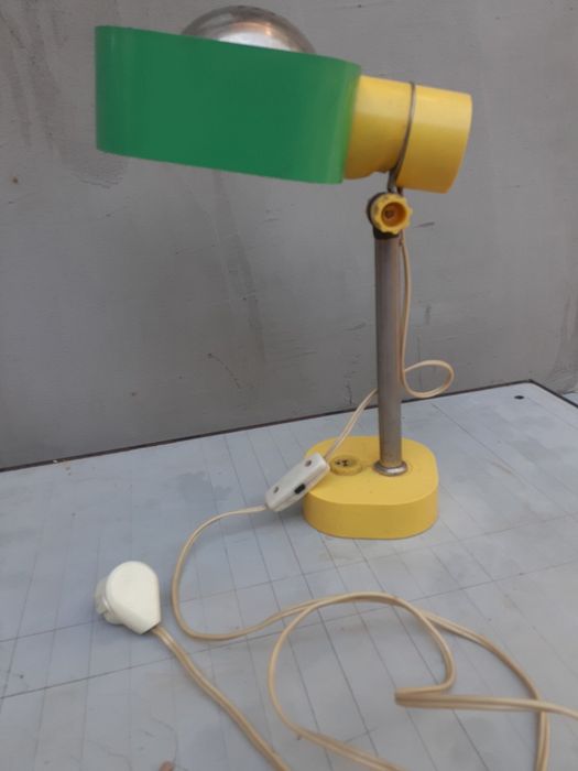 Настольные  лампы