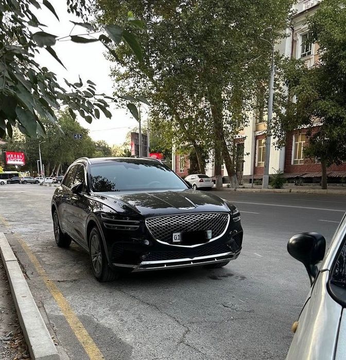 Genesis GV70 2023.yil