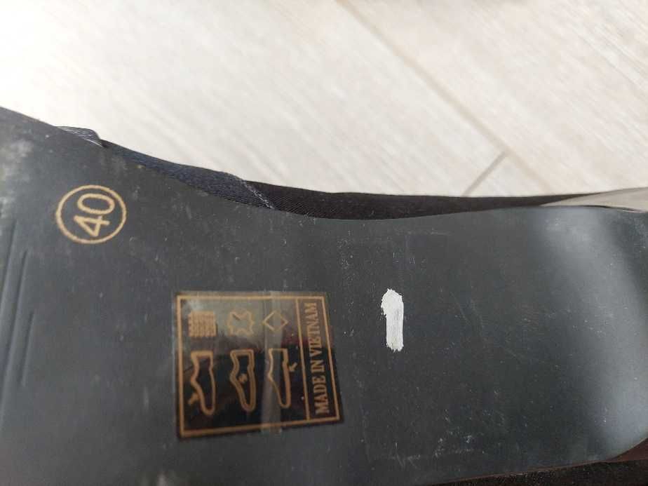 ЕЛЕГАНТНИ Дамски  обувки -НОВИ-последна бройка -40номер