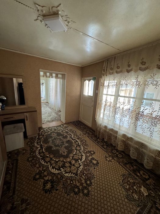 Ховли уй сотилади 6 сотик