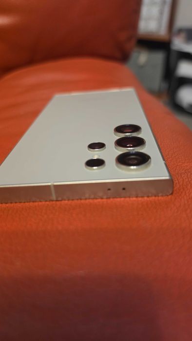 Гаранция, като нов! Samsung S24 Ultra 512Gbt.