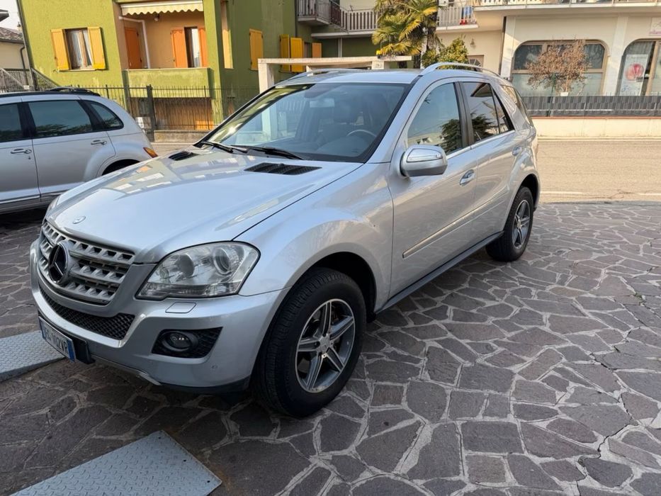 На части! Mercedes ML320CDI OM642 V6 facelift