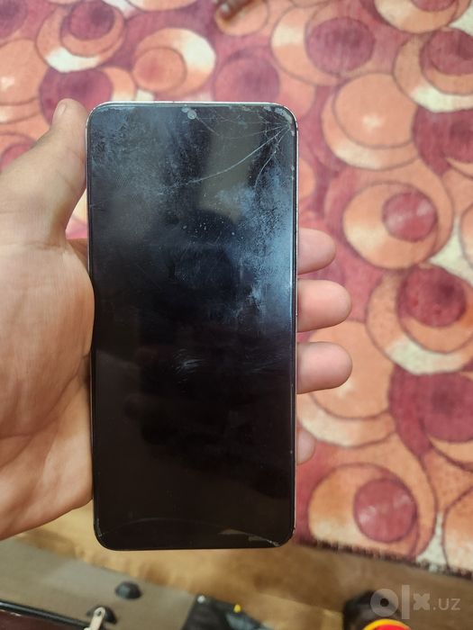 Infinix hot 30 i.  6:128 xotira