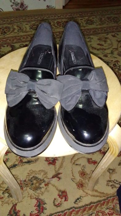 Продам туфли женские