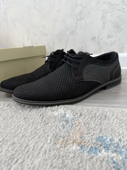 Продам мужские туфли