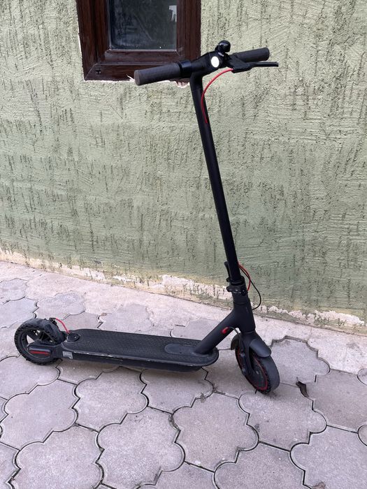 Электросамокат Xiaomi Mi M365 Pro