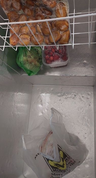 Продам Морозильный ларь Hansa FS201.3