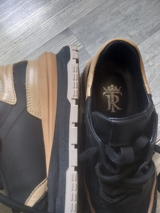 Маратонки Hummel,Toscablu,Nikee,LIU.JO,Kauoni,Lottoni, Diadora