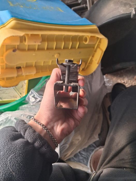 Багажник на машину