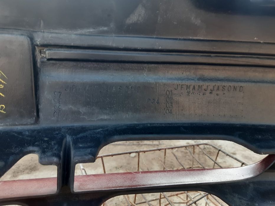 Бампер на камри 20,25.