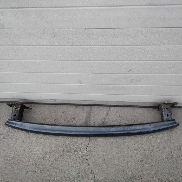 Skoda Octavia 2  2008г.  Греда задна брония и твърд маховик