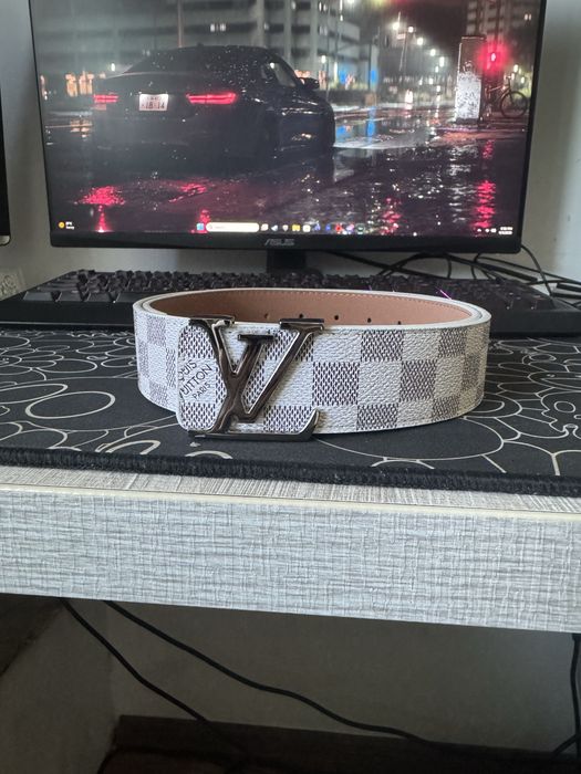 Curea alba Lv louis vuitton