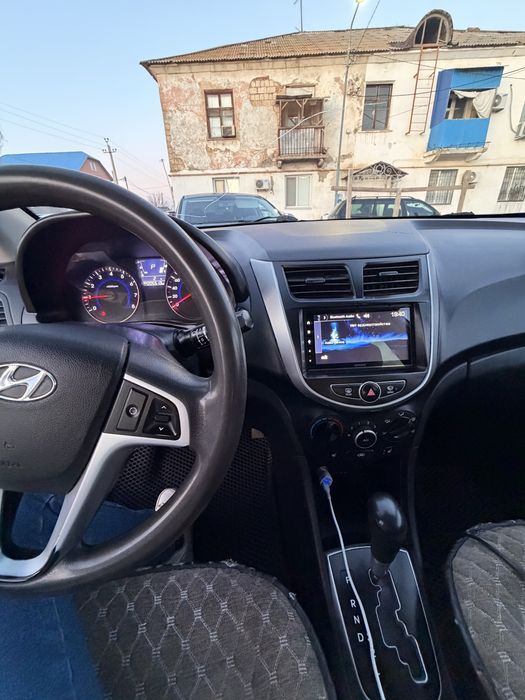 Продам машину Hyundai accent