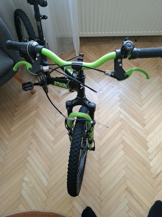 Vând Bicicletă B-Twin (Decathlon) - Roți 20"