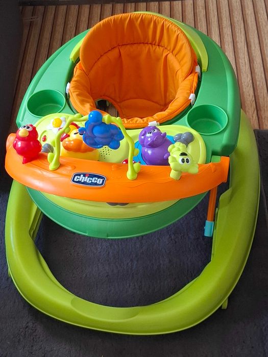 Проходилка chicco