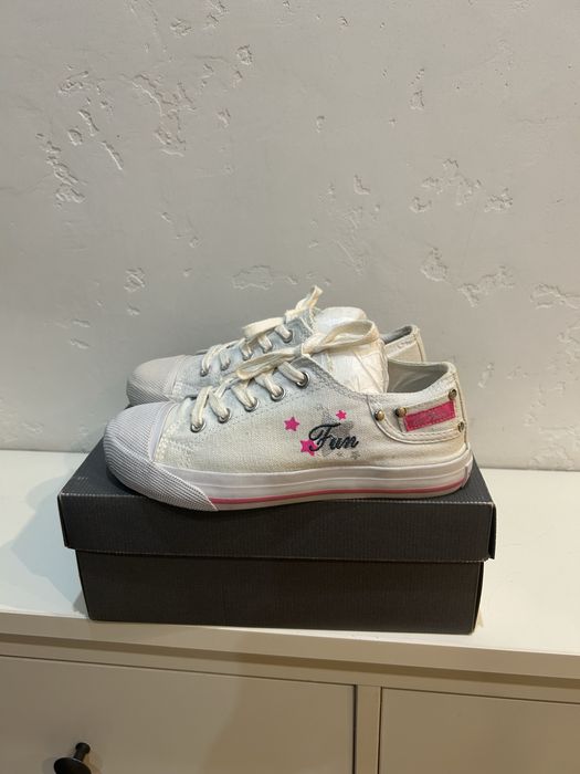 обувь для девочки 34/35 размеры