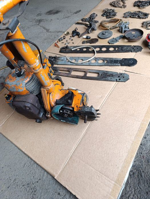 Продам бензопилу Урал