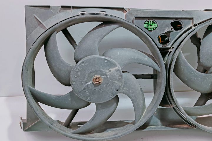 Electroventilatoare Racire  cu Suport 8240177M49 / 9639525380 Peugeot