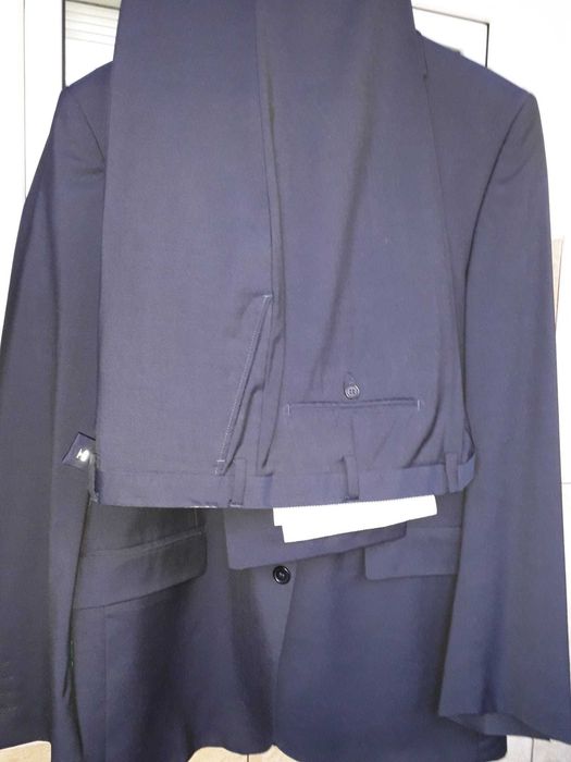Costum barbatesc Bigotti, bleumarin inchis, masura 56/I, lana 100%