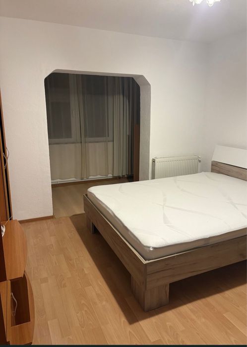 Inchiriez apartament doua camere