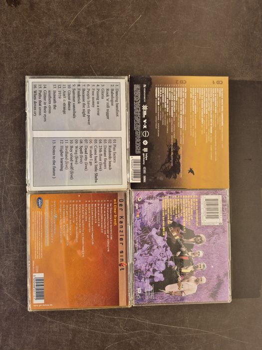 Vând 16 CD originale colectie muzica usoara mixta straina artisti internationalii