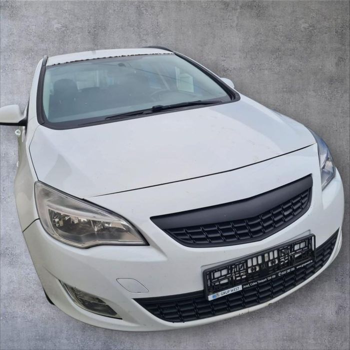 Modul control Opel Astra J alb Y40R 1.7 cdti 92 kw A17DTR